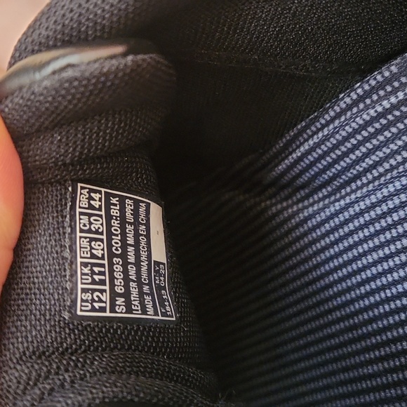 NWT Waterproof Skechers With Air Cooled Memory Foam US 12 - Picture 6 of 8